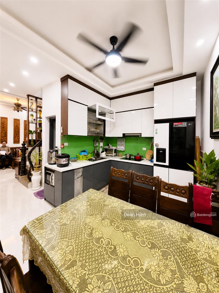 Đội cấn, mặt ngõ thẳng tắp, 3 bước ra phố, 35m2*5t chỉ 7.1 tỷ, 2 thoáng, sổ đỏ cc, ko qh