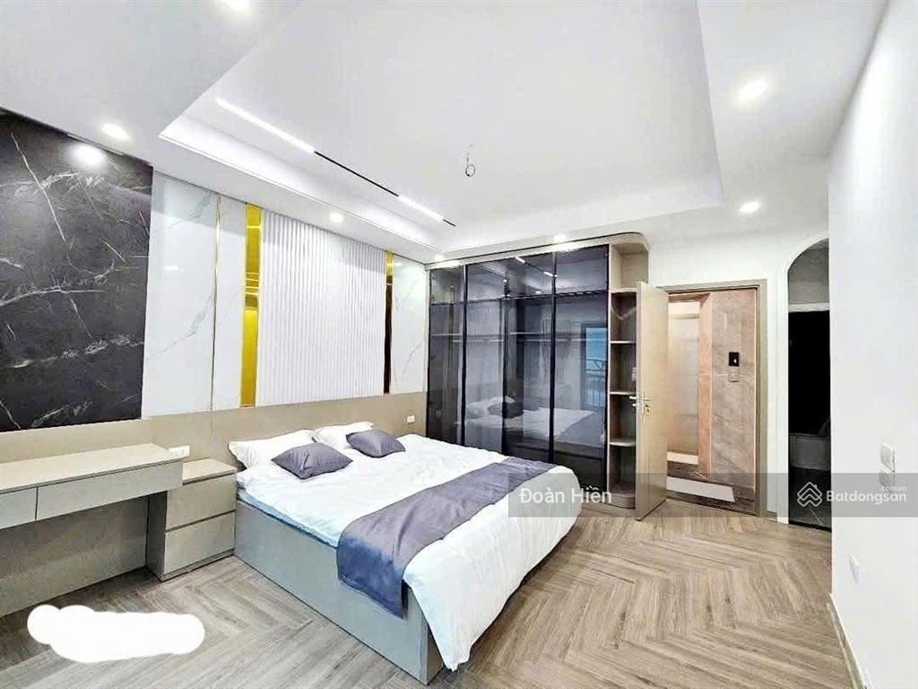 Bán nhà ngọc hà 50m², 7 tầng thang máy, ngõ thông, sát phố, sổ đỏ, gần sun prado hoàng hoa thám