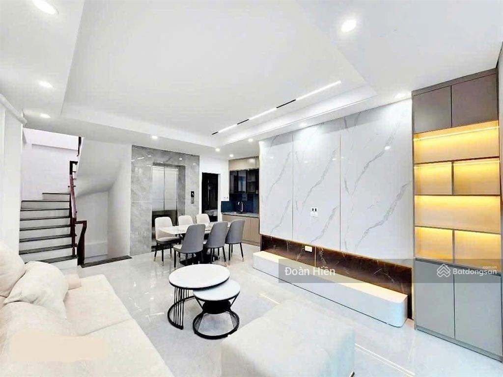 Bán nhà ngọc hà 50m², 7 tầng thang máy, ngõ thông, sát phố, sổ đỏ, gần sun prado hoàng hoa thám
