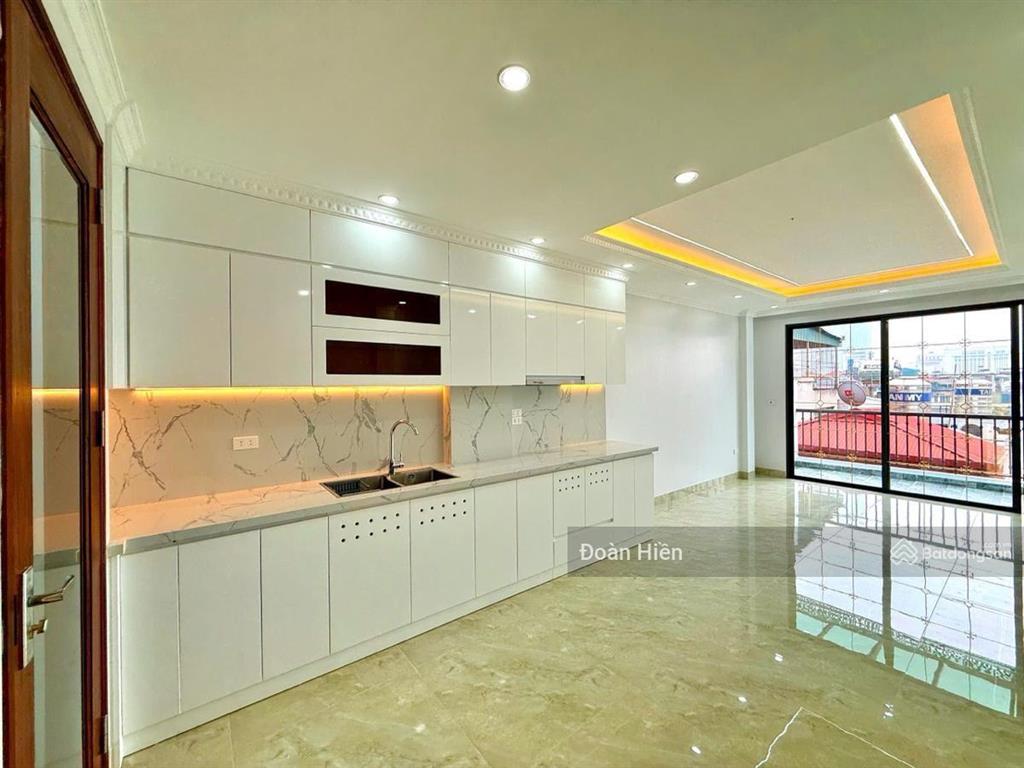 Bán nhà ngọc hà 50m², 7 tầng thang máy, ngõ thông, sát phố, sổ đỏ, gần sun prado hoàng hoa thám