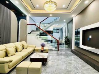 Bán nhà phố vạn phúc, khu phân lô ba đình, ô tô đỗ cửa, cách phố 1 nhà, sổ nở hậu, pháp lý chuẩn.