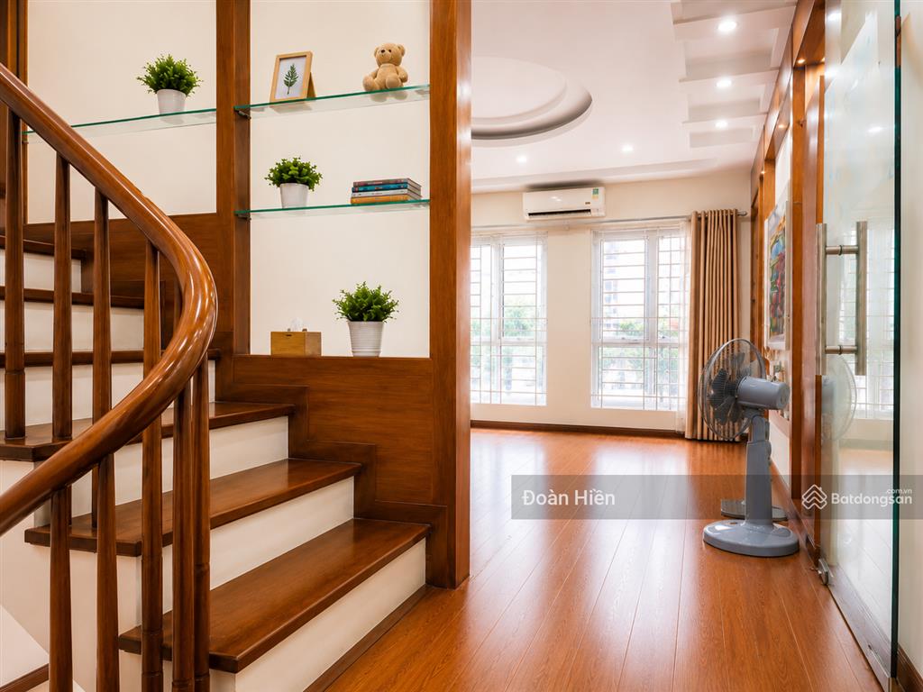 Giảm mạnh! dương quảng hàm, mặt ngõ thông kd, 7 chỗ vào nhà, dân xây, thang máy, sổ a4, 36,5m2*5t