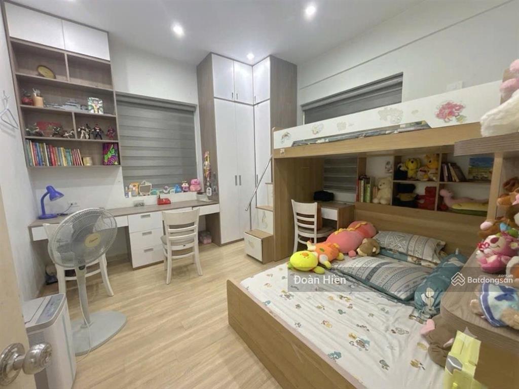Căn 2ngủ tầng trung handiresco cổ nhuế, gần học viện tài chính, đh mỏ địa chất, sổ đỏ lâu dài, 59m2