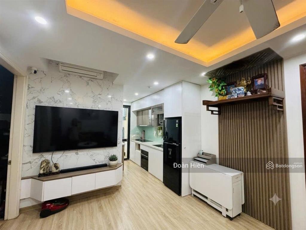 Căn 2ngủ tầng trung handiresco cổ nhuế, gần học viện tài chính, đh mỏ địa chất, sổ đỏ lâu dài, 59m2