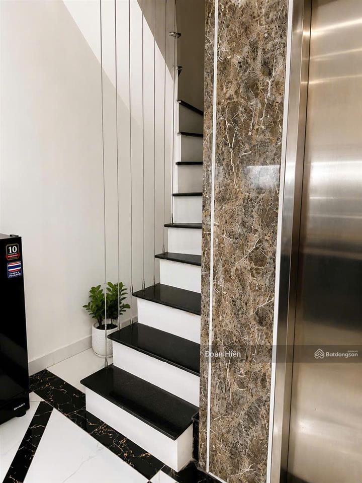 Ngọc hà, ngõ thông, thang máy, 1p ra ô tô, dân xây, sổ cc, ko lỗi phong thủy, gần hồ tây, 40m2*6t