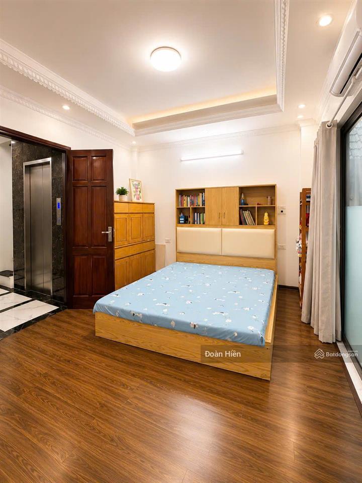 Ngọc hà, ngõ thông, thang máy, 1p ra ô tô, dân xây, sổ cc, ko lỗi phong thủy, gần hồ tây, 40m2*6t