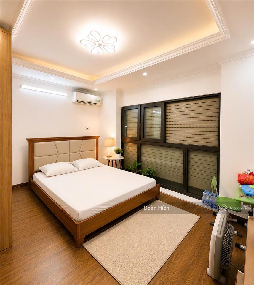Ngọc hà, ngõ thông, thang máy, 1p ra ô tô, dân xây, sổ cc, ko lỗi phong thủy, gần hồ tây, 40m2*6t