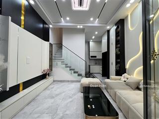 Căn lô góc yên hoà, mặt ngõ thông kd, sân xe rộng, mới full nt, vf3 đỗ gần, thoáng sáng, ~30m2*5t