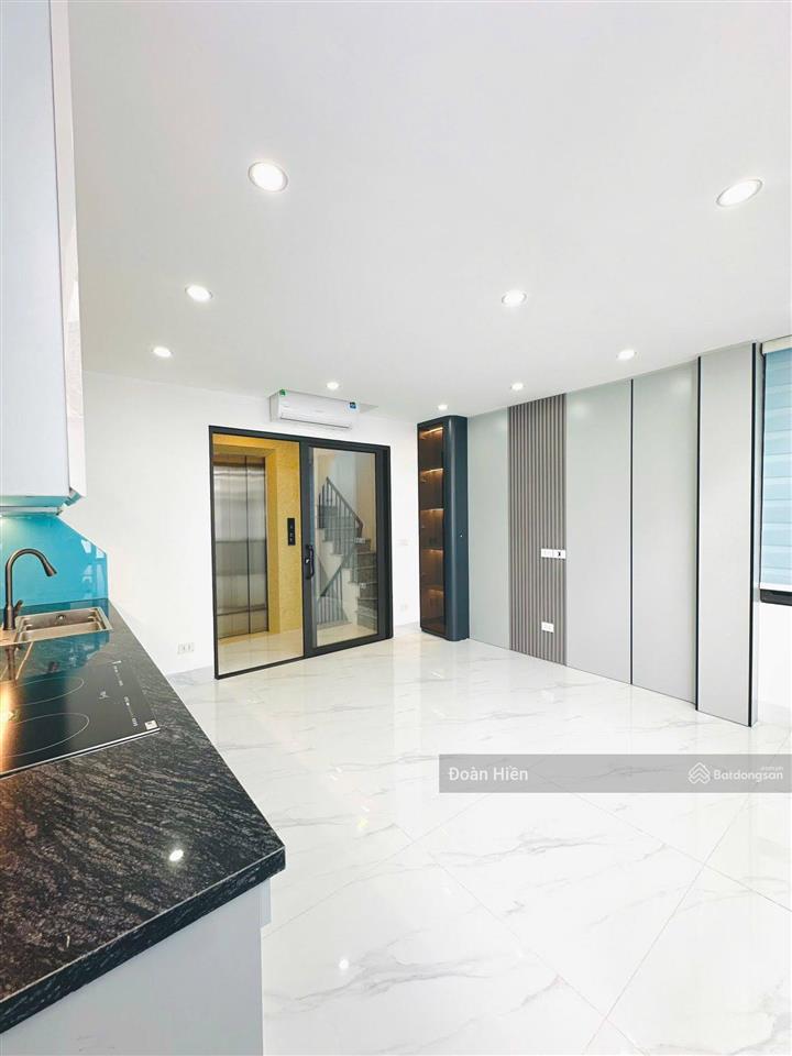 Khu pl nguyễn khang, mặt ngõ, gara, ô tô vào nhà, ngõ thông, ban công, thang máy, tặng nt, 46m2*6t