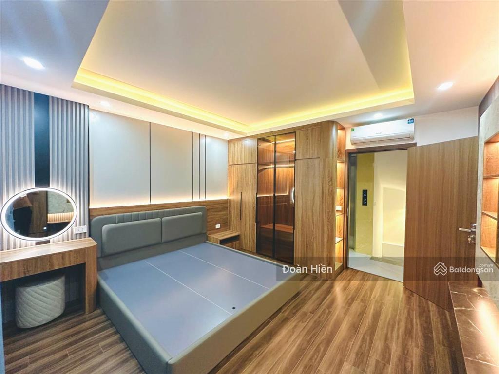 Khu pl nguyễn khang, mặt ngõ, gara, ô tô vào nhà, ngõ thông, ban công, thang máy, tặng nt, 46m2*6t