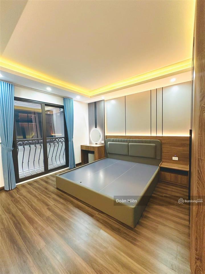 Khu pl nguyễn khang, mặt ngõ, gara, ô tô vào nhà, ngõ thông, ban công, thang máy, tặng nt, 46m2*6t