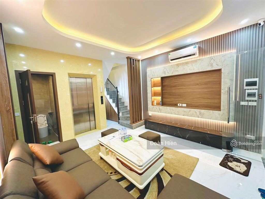 Khu pl nguyễn khang, mặt ngõ, gara, ô tô vào nhà, ngõ thông, ban công, thang máy, tặng nt, 46m2*6t