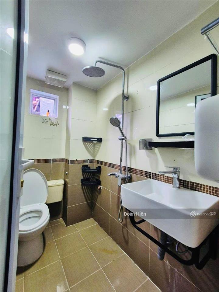 Sốc! mặt ngõ quan hoa, ngõ thông, ô tô vf3 đậu cửa, 15m ra mặt phố, sân để xe, sổ cc, dt ~20tr/th