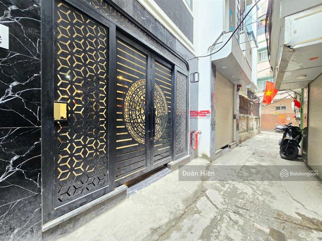 Cực mót bán! nhà đào tấn mặt tiền 4m, 2 thoáng, vài chục bước ra ô tô, ở hoặc cho thuê tốt, 43m2*5t