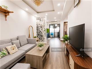 Căn góc 136 hồ tùng mậu, tiện ích goldmark city tầng 18, 65m2, 2n2vs ban công đông bắc, sổ lâu dài