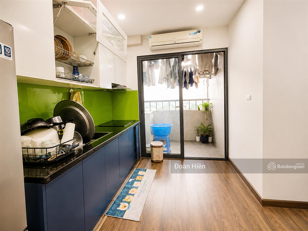 Căn góc 136 hồ tùng mậu, tiện ích goldmark city tầng 18, 65m2, 2pn2vs ban công đông bắc, sổ lâu dài