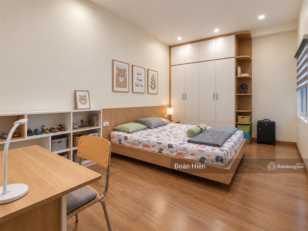 Hh thái hà bộ công an  căn hộ thương mại tầng cao  74m2 2n2vs ban công nam, view hồ, sổ chính chủ