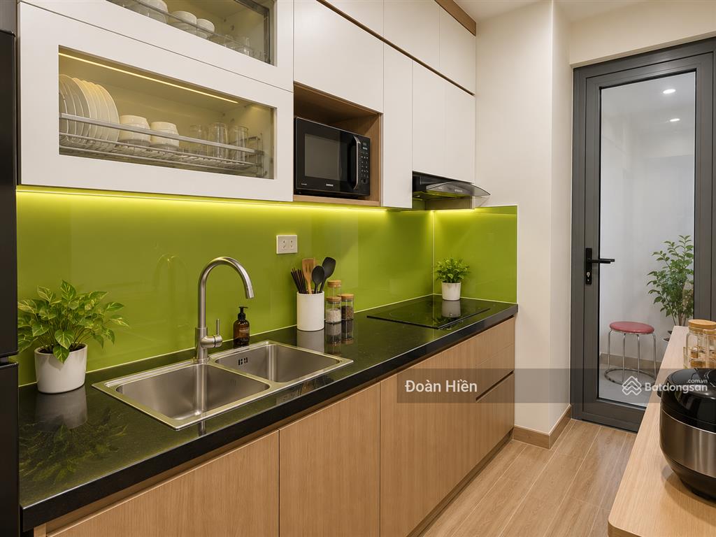 Hh thái hà bộ công an  căn hộ thương mại tầng cao  74m2 2n2vs ban công nam, view hồ, sổ chính chủ