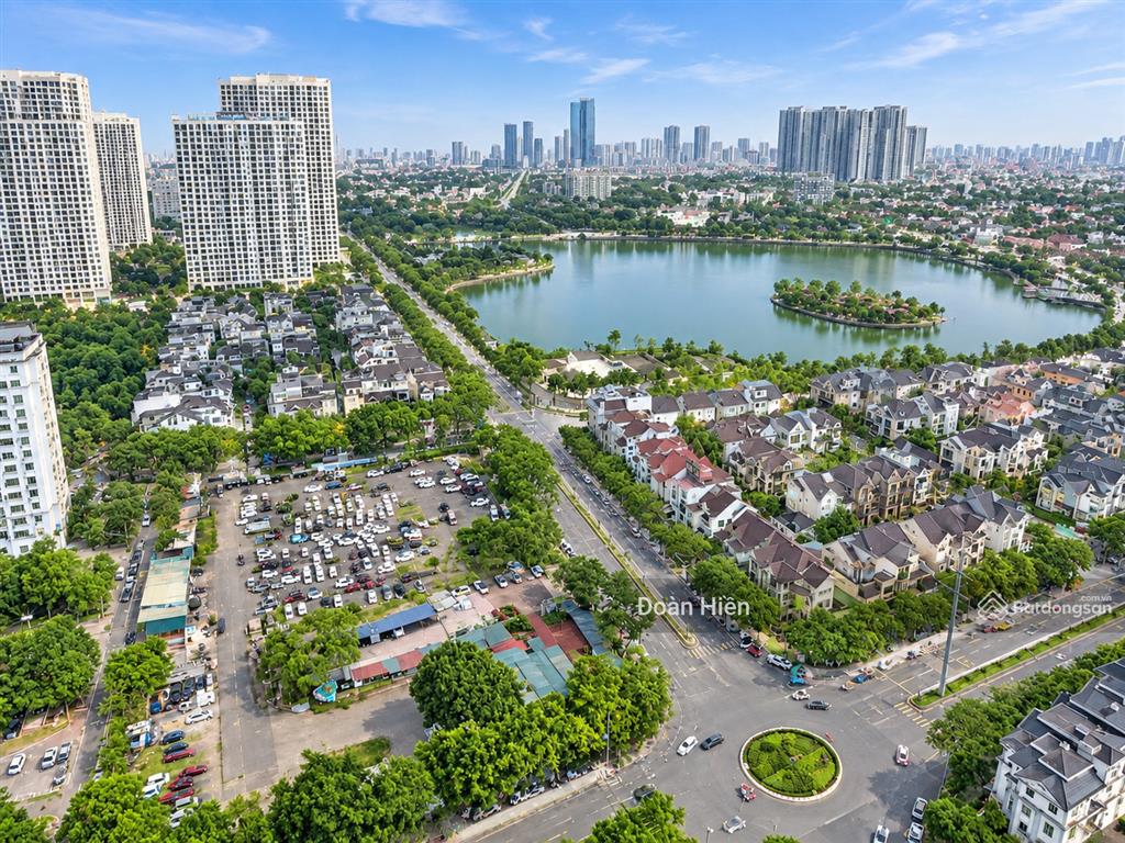 Hh thái hà bộ công an  căn hộ thương mại tầng cao  74m2 2n2vs ban công nam, view hồ, sổ chính chủ