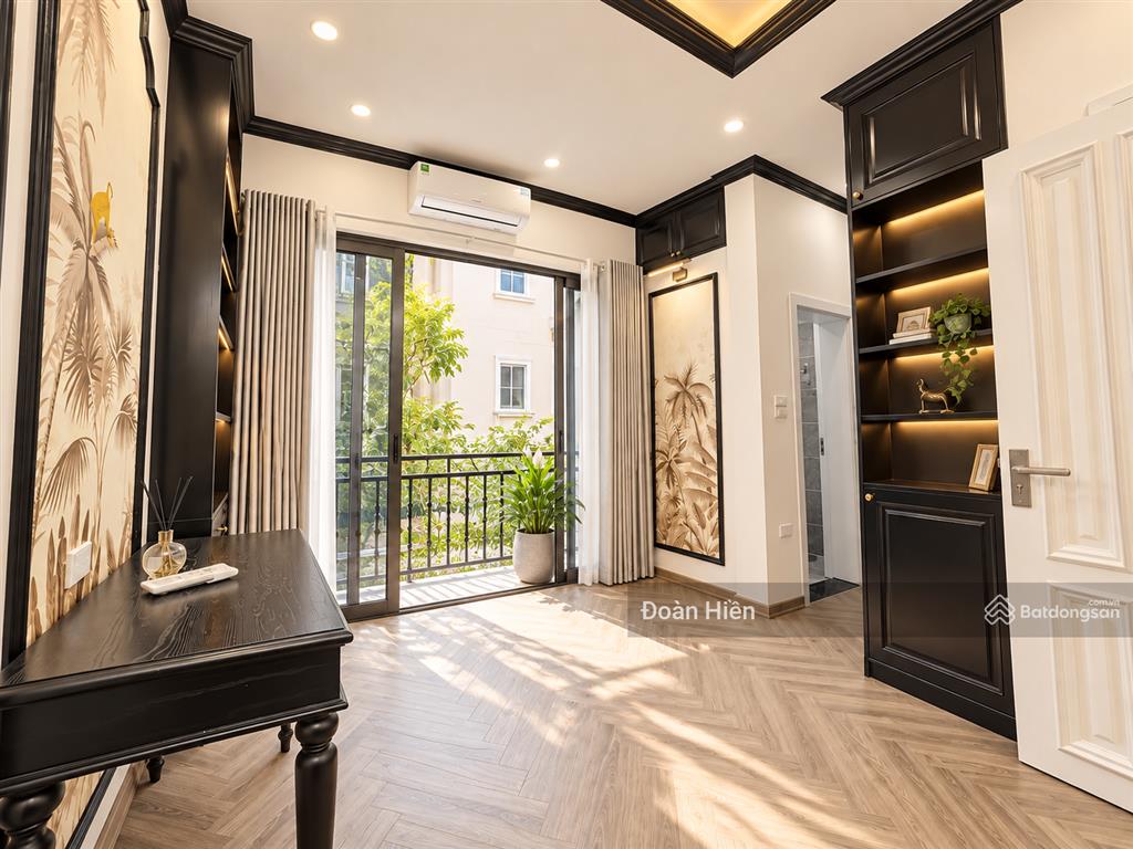 Nhà đẹp p. trúc bạch, mặt ngõ nông sáng, 20m ra phố cổ, thiết kế tối ưu từng cm, 32m2*5t, sổ nở hậu