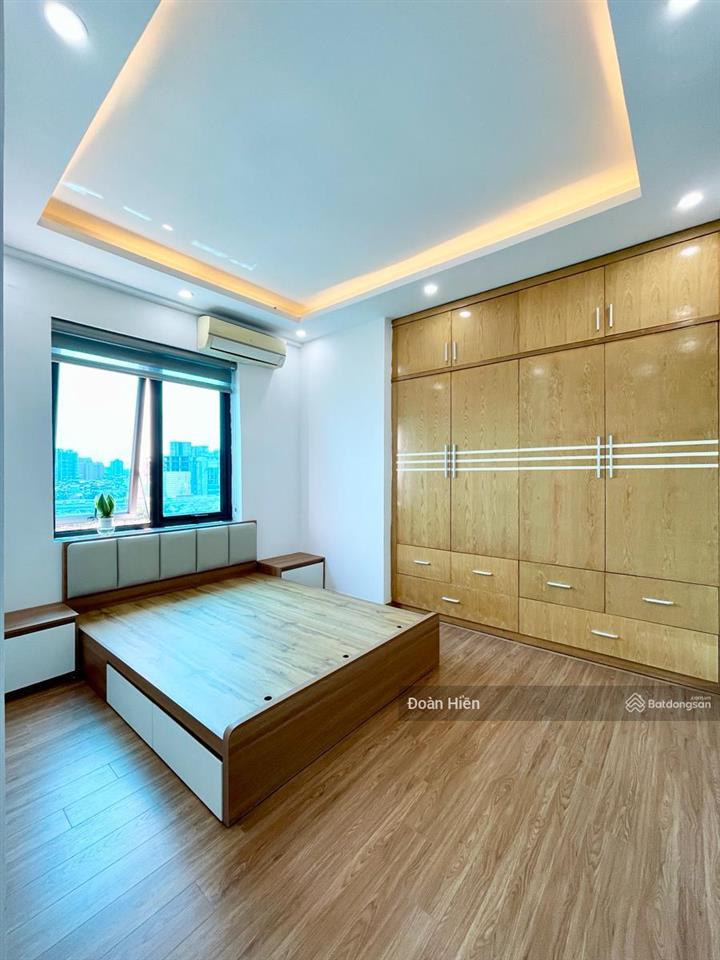 Đáo bank! căn góc tp giao lưu, hx greenstar 3n2vs, 2 bancon hướng đông  nam, full nt, sổ lâu dài