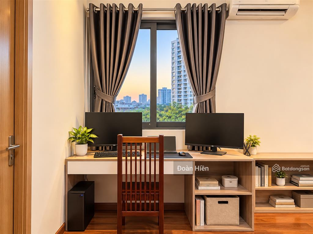 Chính chủ đời đầu cần bán gấp chung cư ngoại giao đoàn, 95m2, 2n2vs 2 logia, tầng trung, chỉ 7,9 tỷ