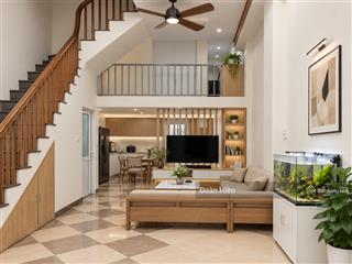 Chỉ 6.89 tỷ, 42m2*5t, 5 ngủ, lô góc nguyễn khánh toàn  cầu giấy, mặt tiền 4,6m, kcbt chắc chắn
