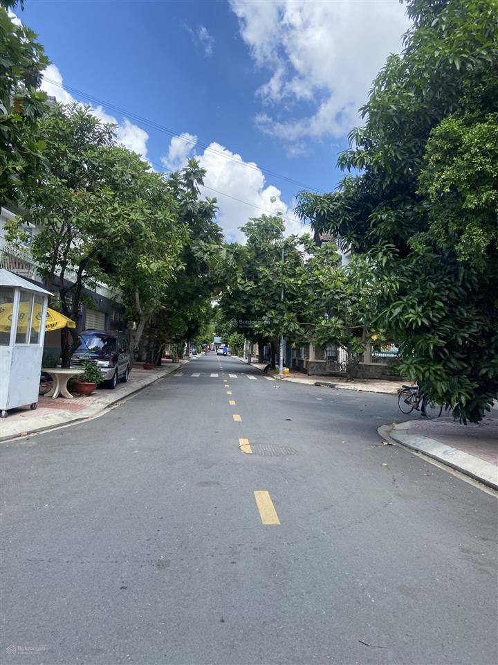 Bán gấp đất bình lợi dt5x20 kcnc4 giá13.9 tl trc nhà công viên cách dh văn lang chỉ 100m