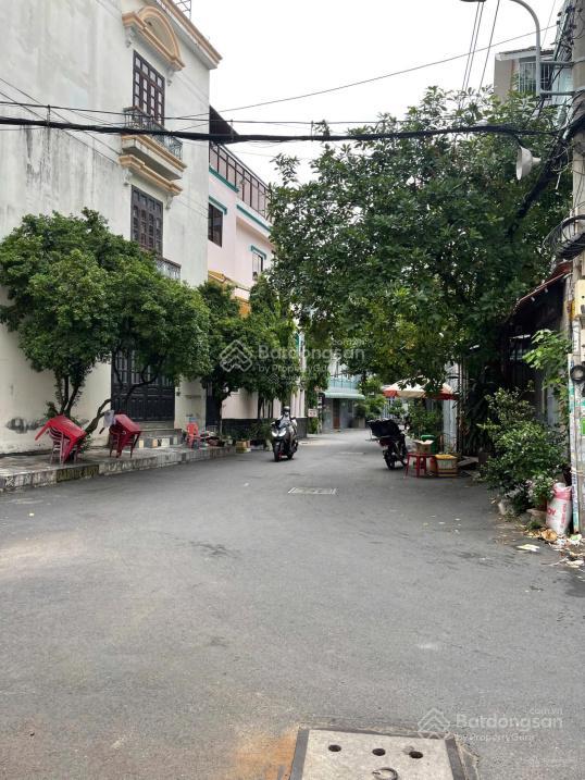 Nhà c4 được xây cao gần rạch xuyên tâm! hẻm xe hơi 8m nguyễn xí, 5x20m, xd hầm 6 lầu, chỉ 12.x tỷ
