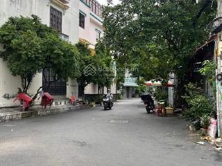 Nhà c4 được xây cao gần rạch xuyên tâm! hẻm xe hơi 8m nguyễn xí, 5x20m, xd hầm 6 lầu, chỉ 12.x tỷ