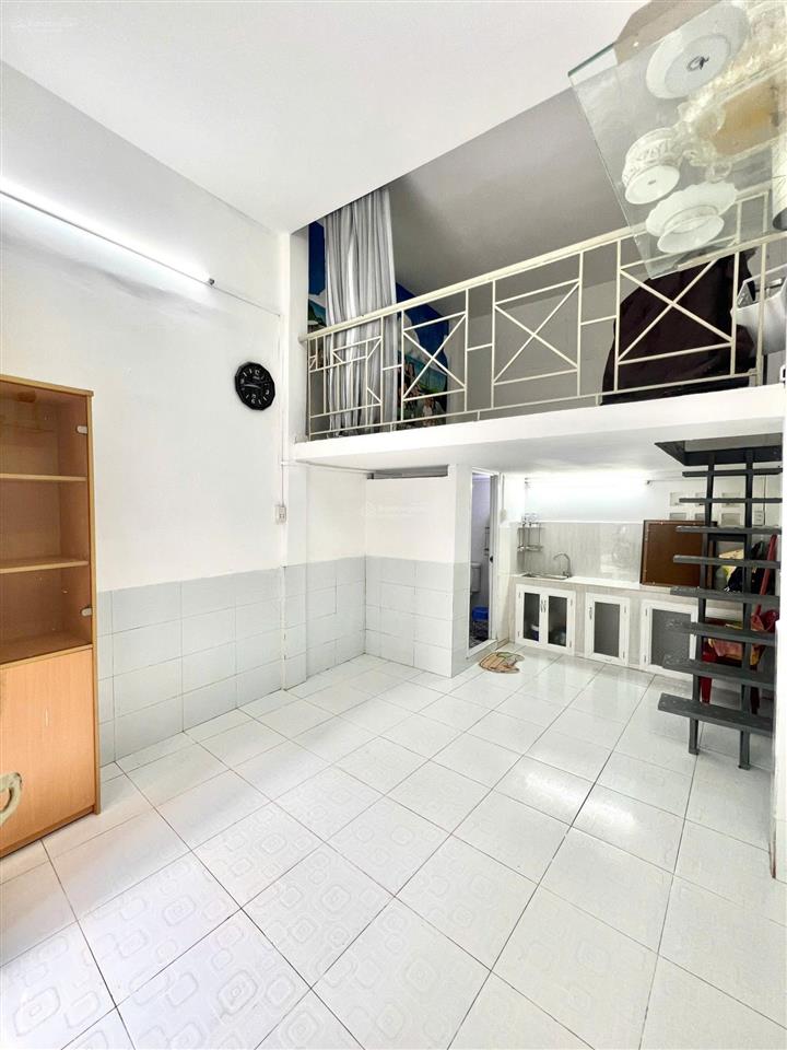 Bán nhà sát hxh phan văn trị p.12 bình thạnh 3.1x6m trệt lửng sổ hoàn công giá 3.3 tỷ tl