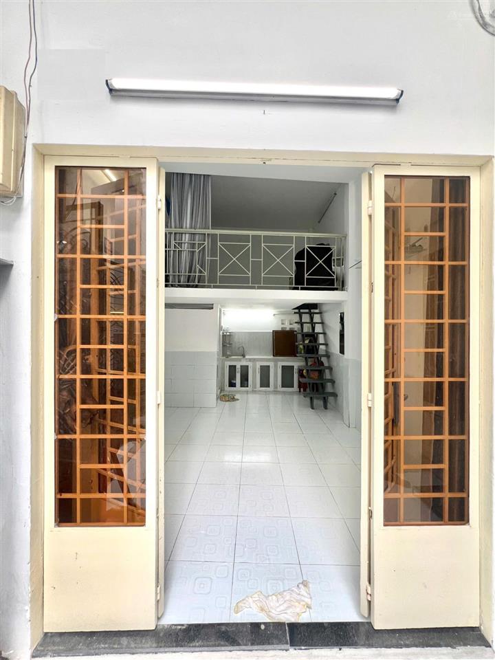 Bán nhà sát hxh phan văn trị p.12 bình thạnh 3.1x6m trệt lửng sổ hoàn công giá 3.3 tỷ tl