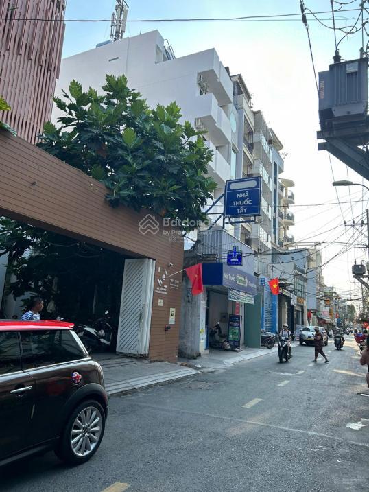 Siêu phẩm giá tốt sát quận 1 dt ~40m2, 3 pn, chỉ 4,85 tỷ, hẻm phan văn hân p17 bình thạnh