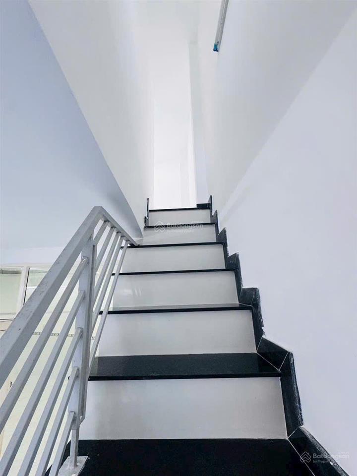 Nhà đẹp sát hẻm xe hơi nguyễn trung trực thông hoàng hoa thám 50m2, 4pn, giá chỉ 5,5 tỷ