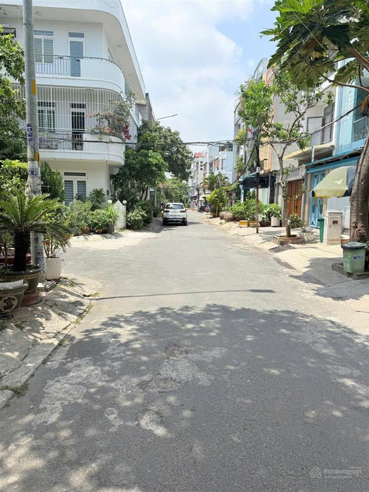 Nhà hxh 10m bình lợi p.13 5x20m trệt 2 lầu st 8 phòng cho thuê tn 25tr giá 14.8 tỷ tl
