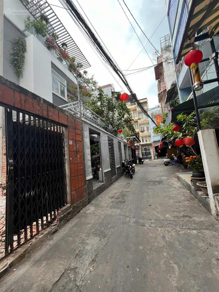 Đất hxh sát đh văn lang phan văn trị p.11 4.6x18m nở hậu xây hầm 5 lầu giá 10.6 tỷ tl