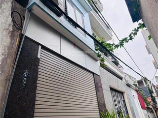 Giá tốt 5,55 tỷ nhà dân xây 4 tầng 4 ngủ 38m ô tô đỗ cổng cổ bi khu dân trí cao