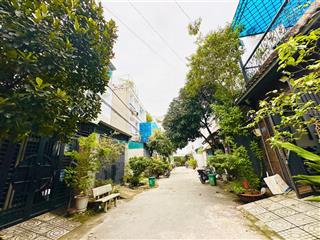 Nhà giá tốt! shr 2t khu an ninh, đường 7m oto tránh gần ngã 4 vườn lài, khu dân trí tốt xanh mát.
