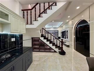 Nhà chợ cầu đồng 55m2 2t 2pn3wc mới đẹp, (shr) btct tường móng riêng, hẻm kia 3,2m, pháp lý chuẩn