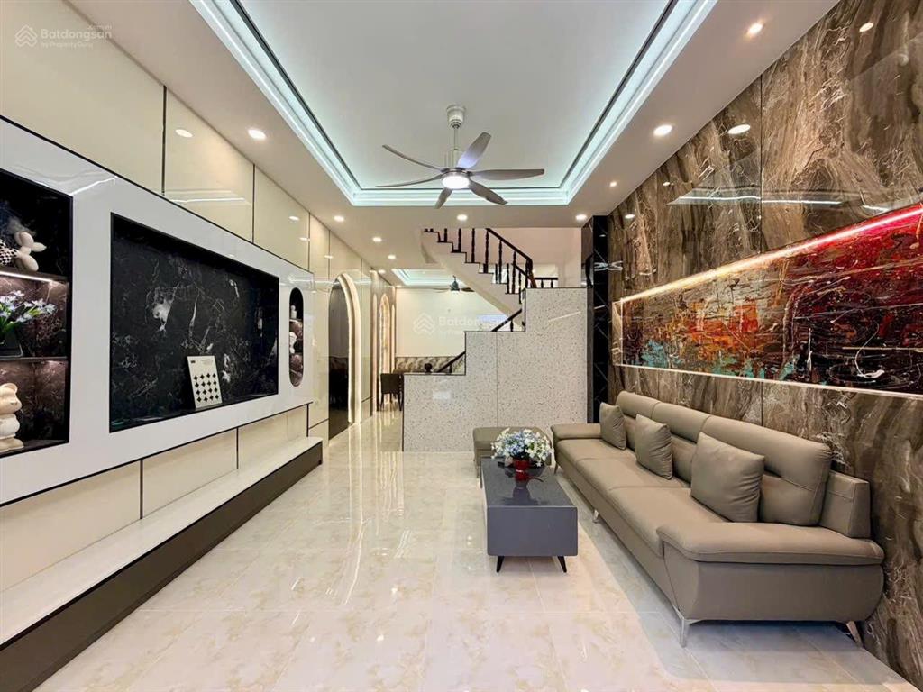 Nhà chợ cầu đồng 55m2 2t 2pn3wc mới đẹp, (shr) btct tường móng riêng, hẻm kia 3,2m, pháp lý chuẩn