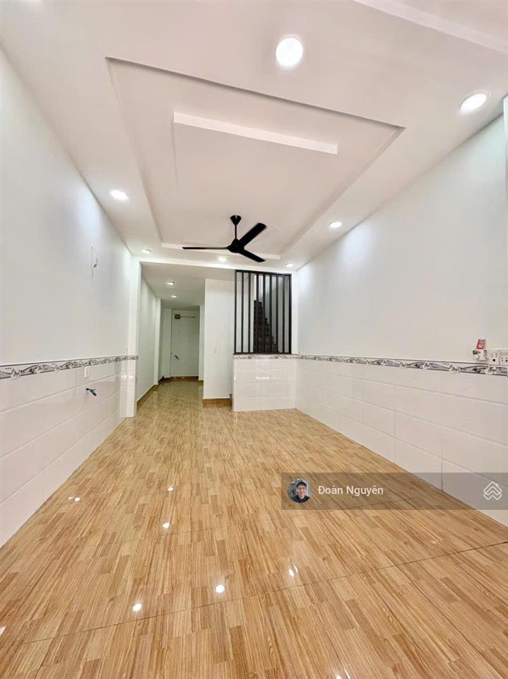 4.2 tỷ mà có nhà 2 tầng 3pn 52m2 full tc, sổ riêng tường riêng ngay khu nhà mới 7 tỷ, gần ub