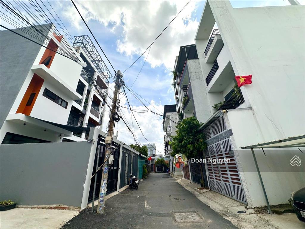 Đất rẻ tx24 53m2 chỉ 3,75 tỷ, nhựa mới 6m thông oto khu xóm xây mới rất đẹp, cách tô ngọc vân 800m