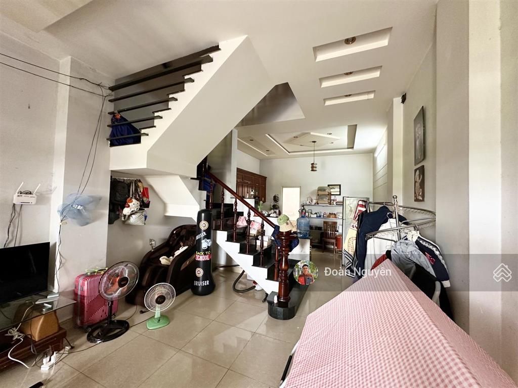 Nhà srh 73m2 full thổ cư, 2 tầng rộng thoáng, đường oto thông tx33, cải tạo oto vô nhà