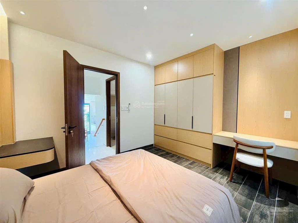 Nhà shr 4 tầng xây mới đẹp, thi công tỉ mỉ, oto vô nhà, gần tu viện khánh an, cách ql1 400m