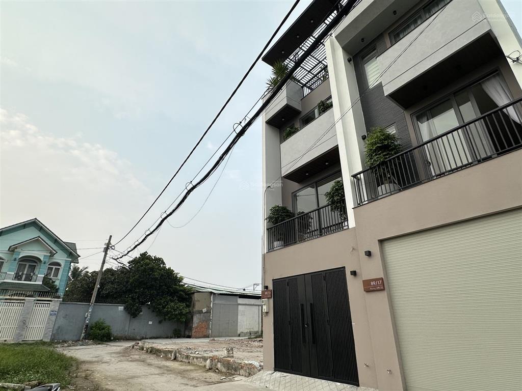 Nhà shr 4 tầng xây mới đẹp, thi công tỉ mỉ, oto vô nhà, gần tu viện khánh an, cách ql1 400m