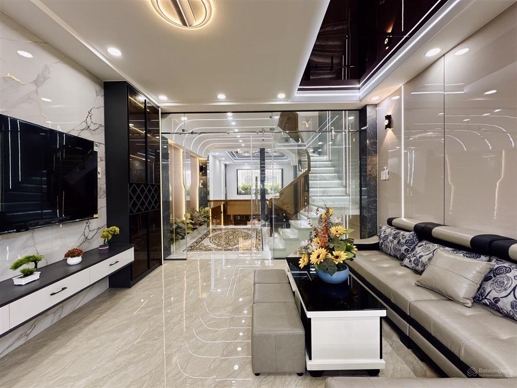 Nhà mới giá như nhà cũ! chỉ 5,8 tỷ nhà 5 tầng 4pn6wc, oto vô nhà, tường móng riêng shr hoàn công đủ
