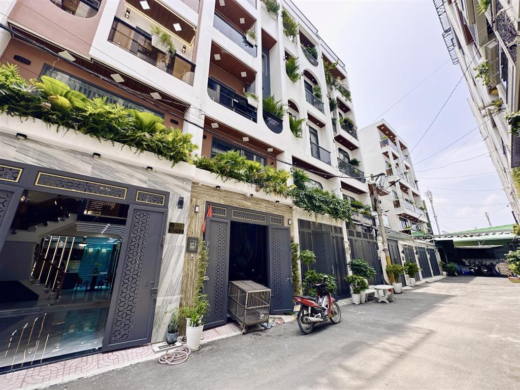Nhà mới giá như nhà cũ! chỉ 5,8 tỷ nhà 5 tầng 4pn6wc, oto vô nhà, tường móng riêng shr hoàn công đủ