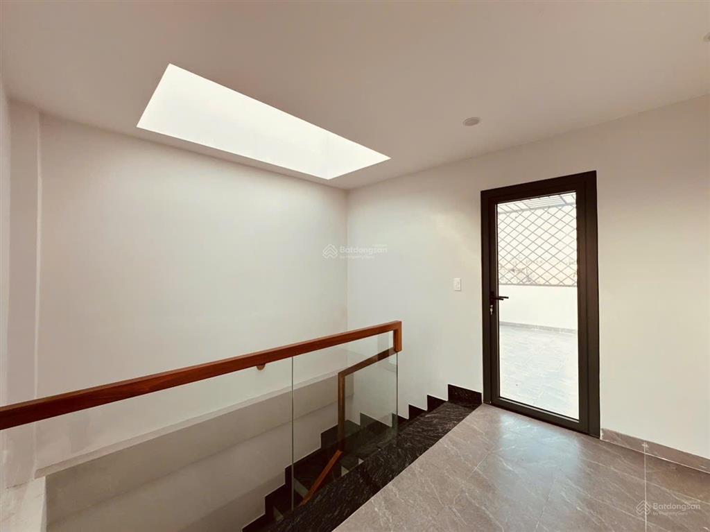 Ngay chợ cầu đồng giảm 500tr! nhà 4 tầng xây mới đường oto tránh 4pn chỉ 5.7 tỷ, btct kiên cố shr