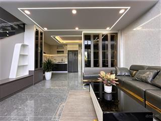 Nhà 5 tầng xây mới 5pn 6wc sẹc ngắn tl15 giảm mạnh chỉ 5,6 tỷ. gần ngã 4 ga giáp gò vấp shr