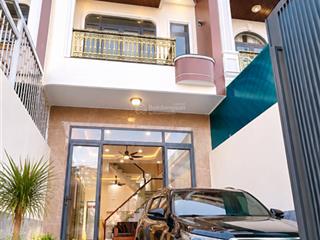 Go dĩ an  siêu phẩm 4 tầng mới xây  hoàn công  120m² (5x24m)  sân ôtô  chỉ 8,1 tỷ có tl